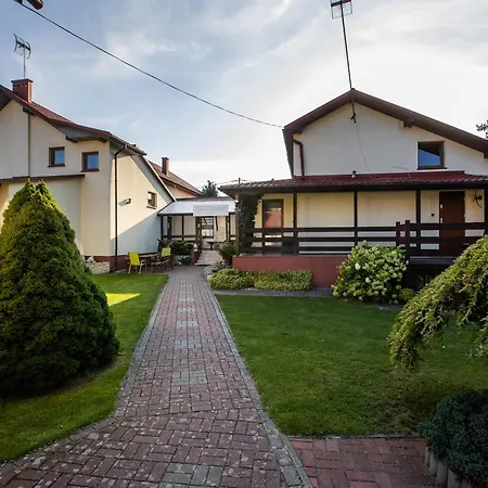 Orlik Kielkowice Ul Turystyczna 132 Sala &noclegi 팜스테이