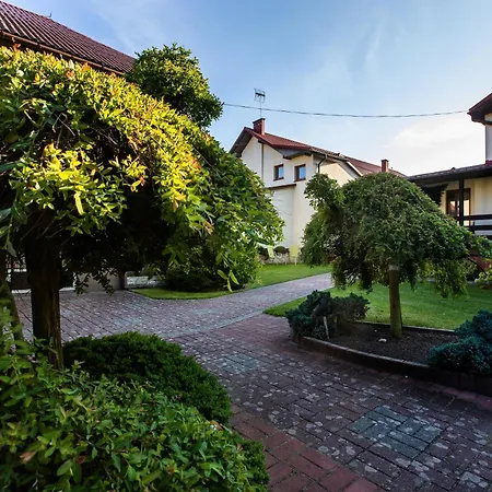 Orlik Kielkowice Sala &noclegi Ogrodzieniec