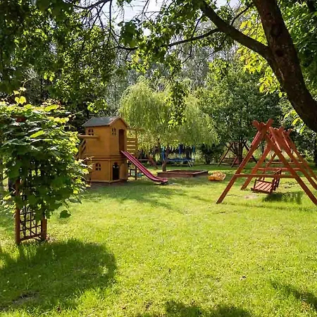 Orlik Kielkowice Sala &noclegi Farm stay