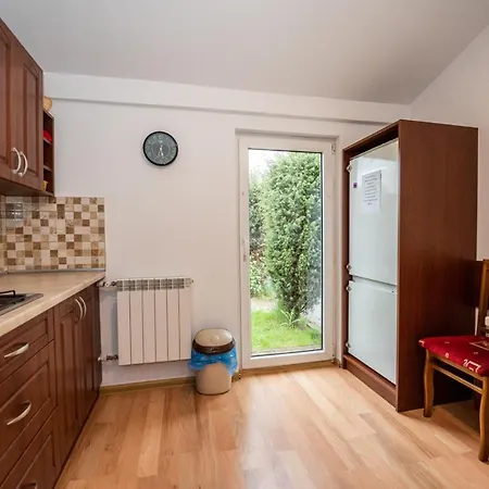 Orlik Kielkowice Ul Turystyczna 132 Sala &noclegi * Ogrodzieniec