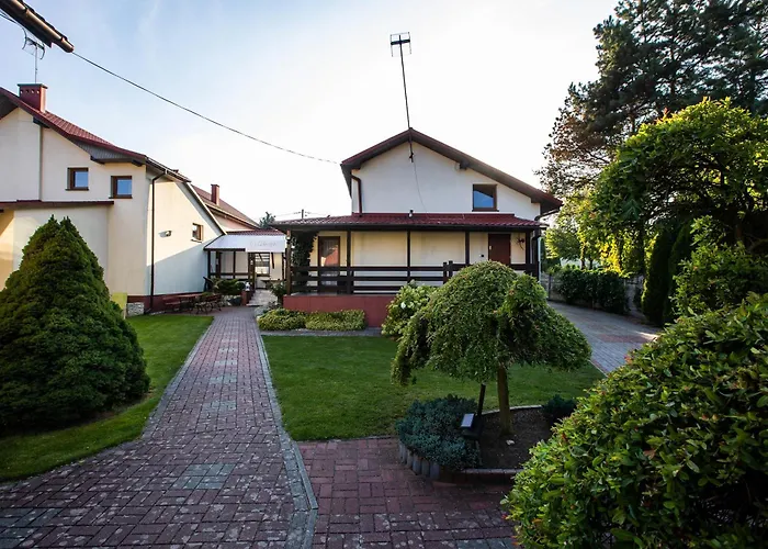 Orlik Kielkowice Ul Turystyczna 132 Sala &noclegi * Ogrodzieniec